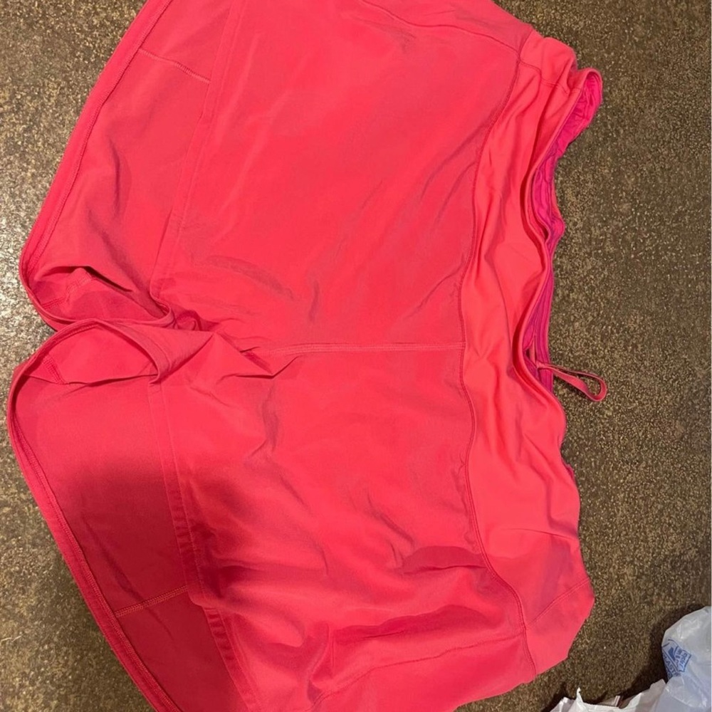 Women’s Lululemon shorts